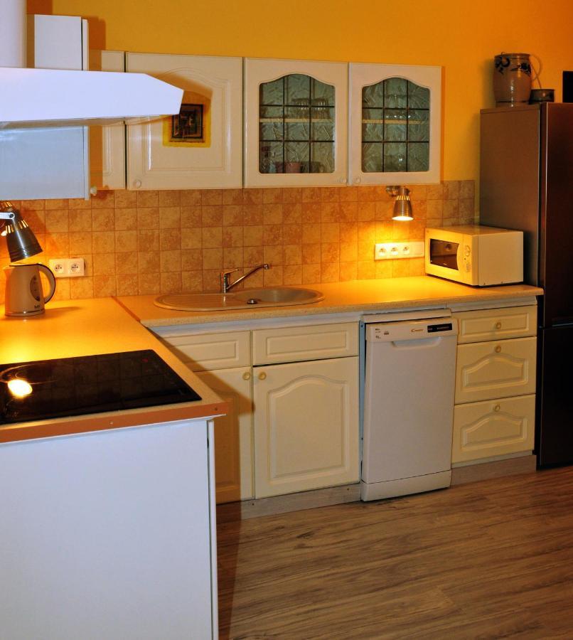 Apartamenty W Starym Kinie Świeradów-Zdrój Buitenkant foto