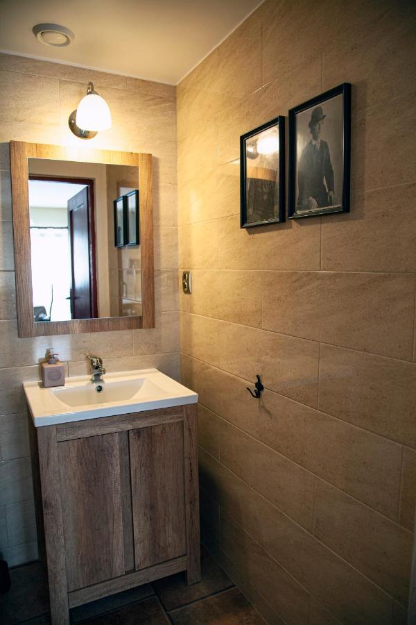 Apartamenty W Starym Kinie Świeradów-Zdrój Buitenkant foto