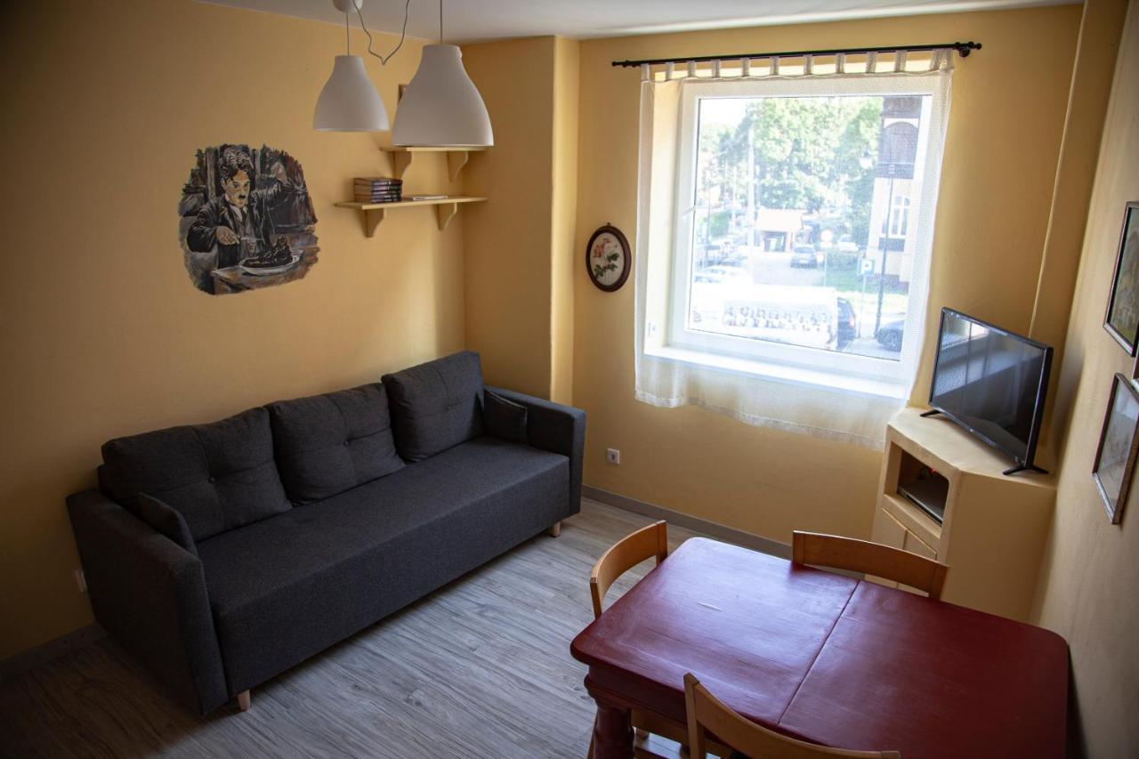 Apartamenty W Starym Kinie Świeradów-Zdrój Buitenkant foto