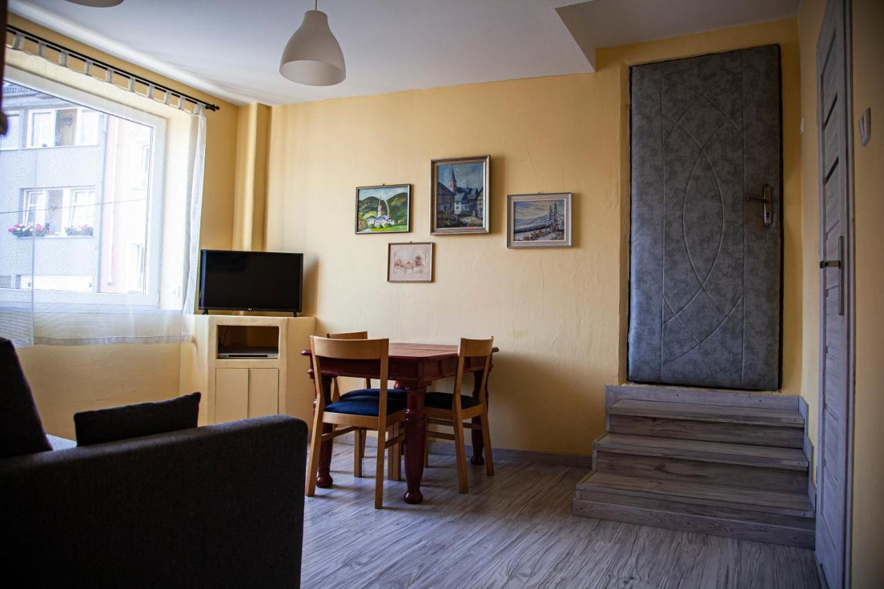 Apartamenty W Starym Kinie Świeradów-Zdrój Buitenkant foto