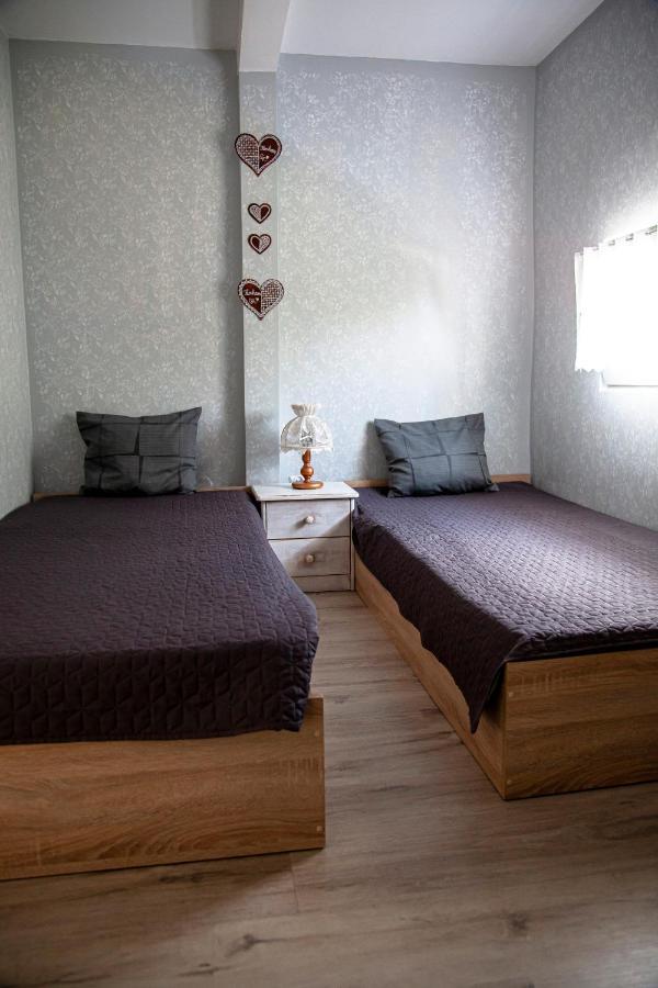 Apartamenty W Starym Kinie Świeradów-Zdrój Buitenkant foto