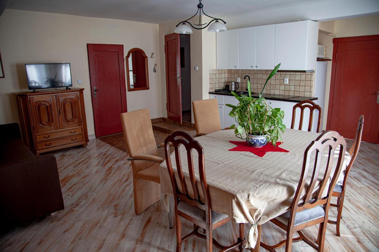 Apartamenty W Starym Kinie Świeradów-Zdrój Buitenkant foto
