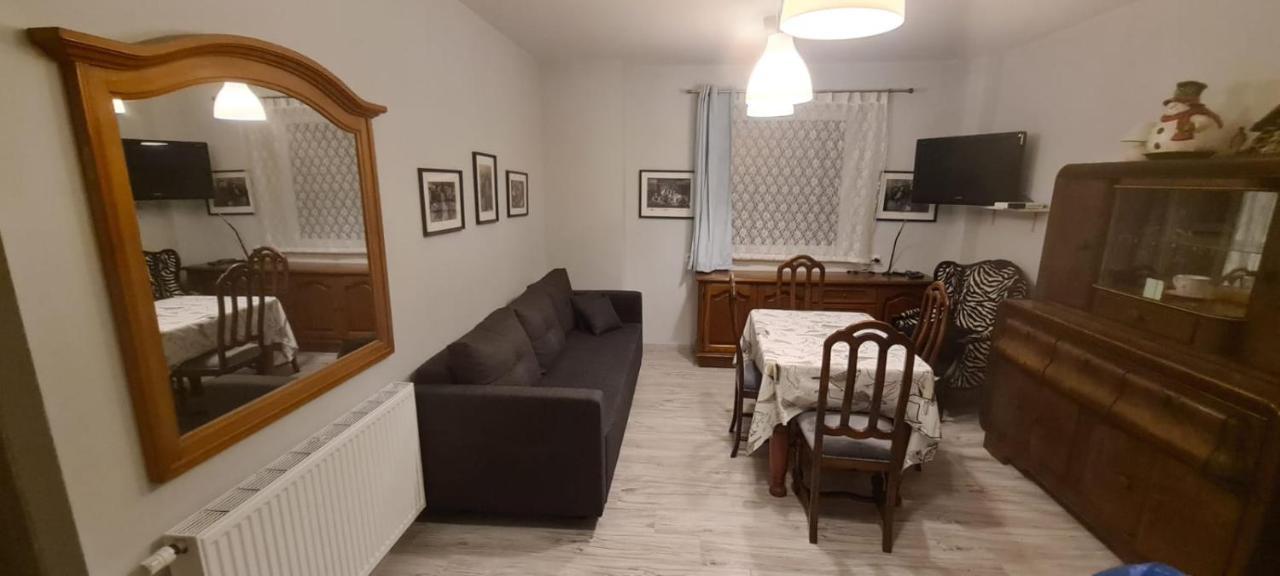 Apartamenty W Starym Kinie Świeradów-Zdrój Buitenkant foto