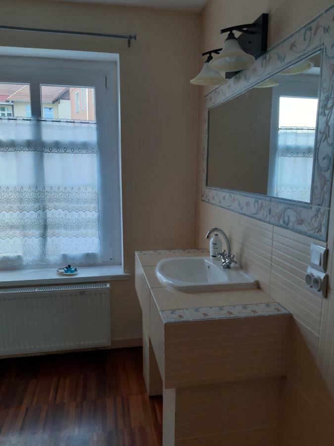 Apartamenty W Starym Kinie Świeradów-Zdrój Buitenkant foto